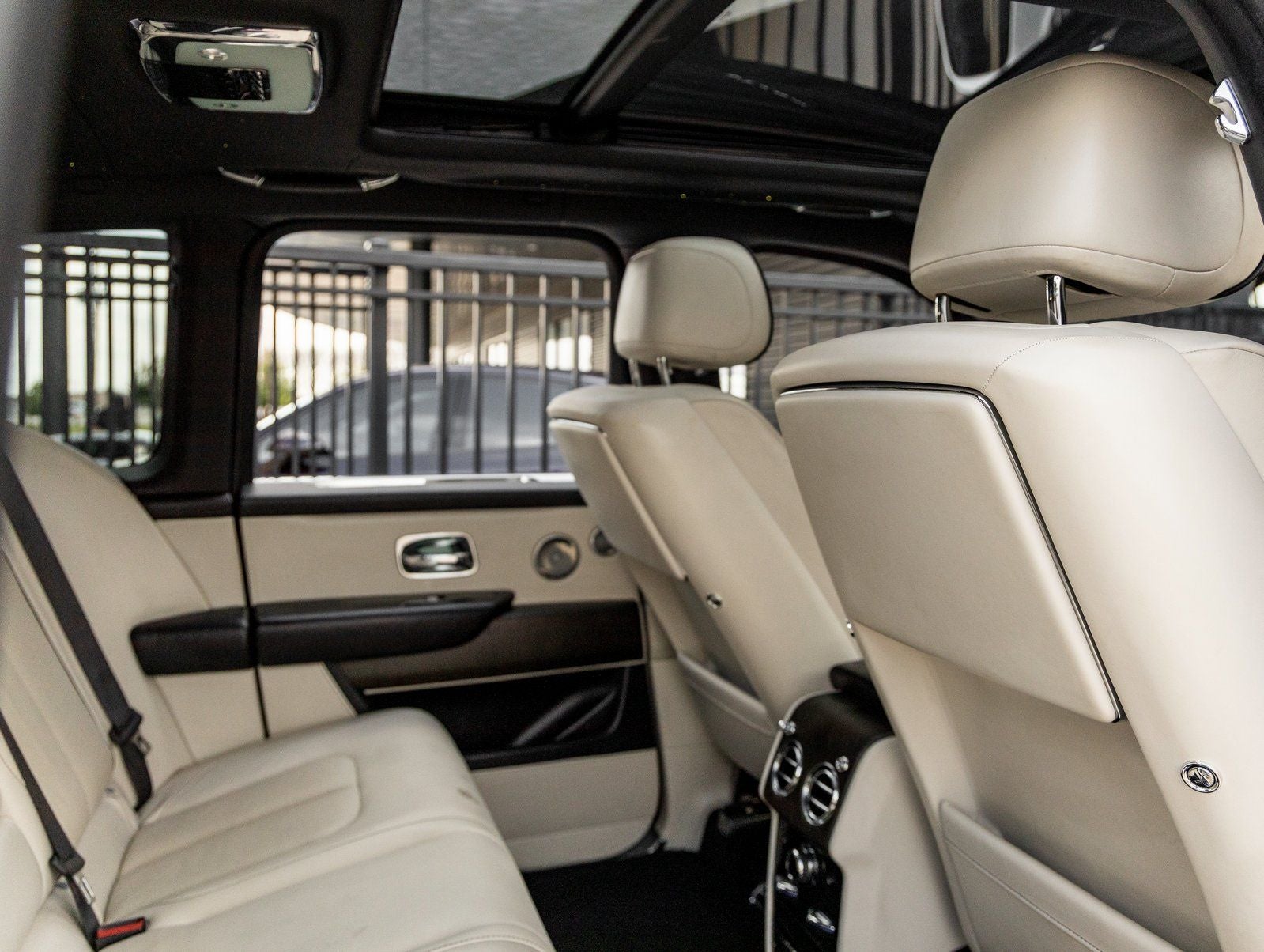 2019 Rolls-Royce Cullinan Base