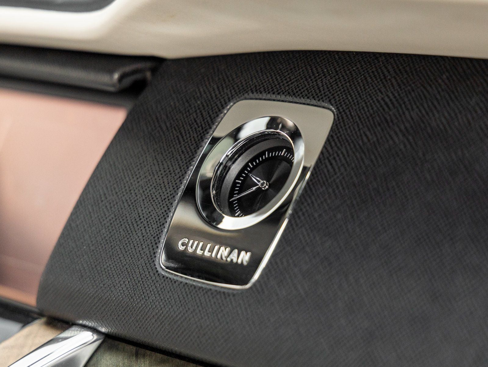 2019 Rolls-Royce Cullinan Base