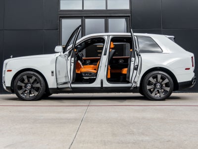 2022 Rolls-Royce Cullinan Base