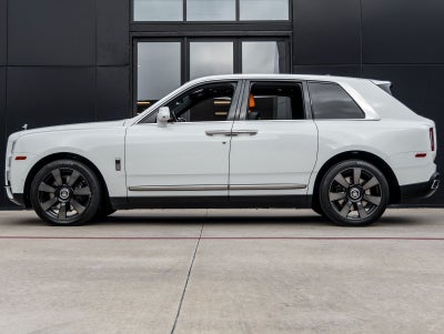 2022 Rolls-Royce Cullinan Base
