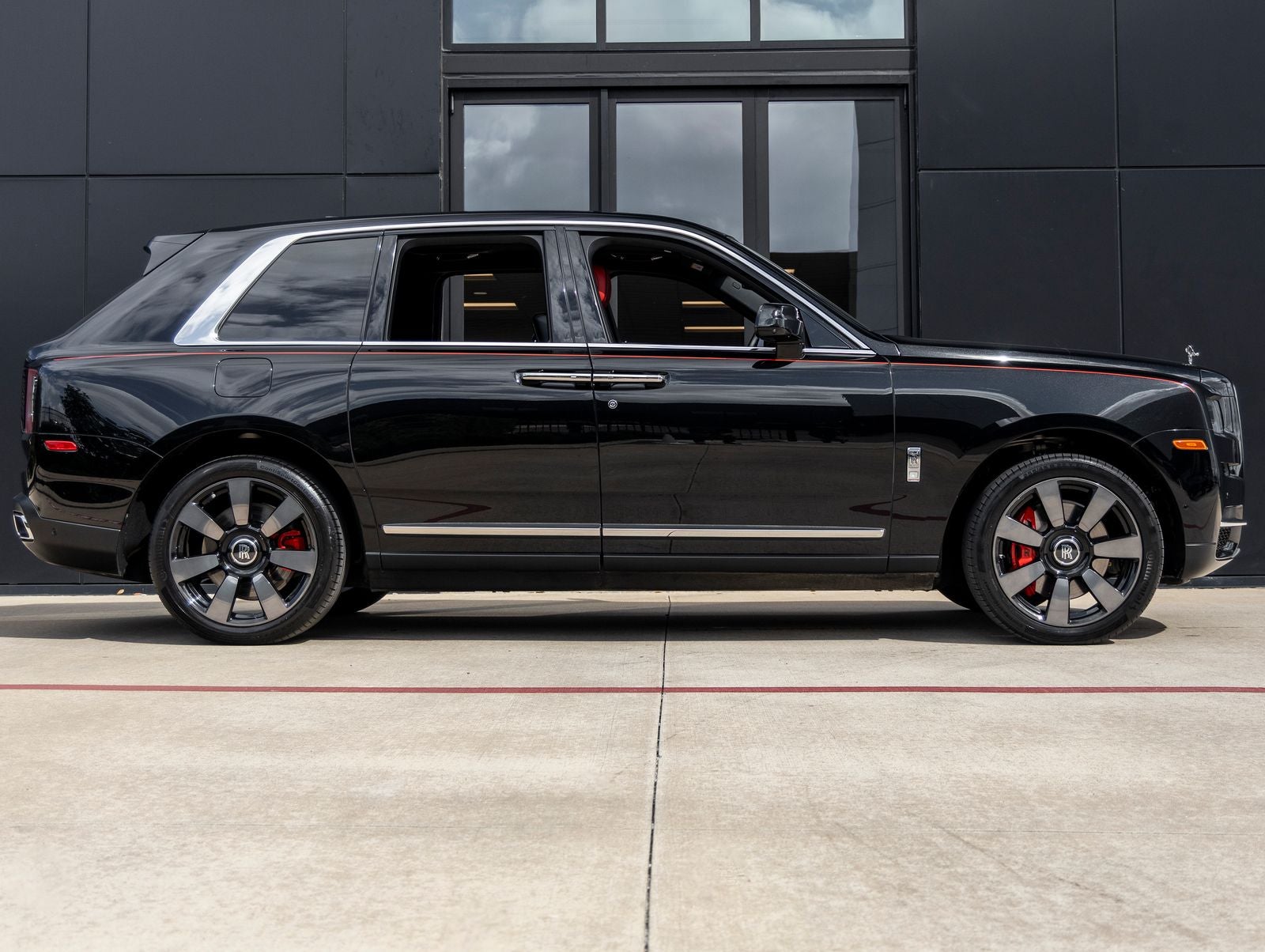 2021 Rolls-Royce Cullinan Base