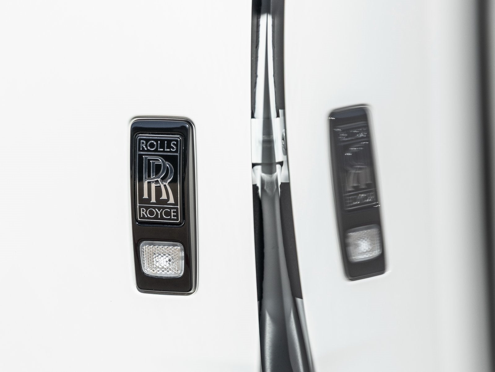 2024 Rolls-Royce Black Badge Cullinan Black Badge