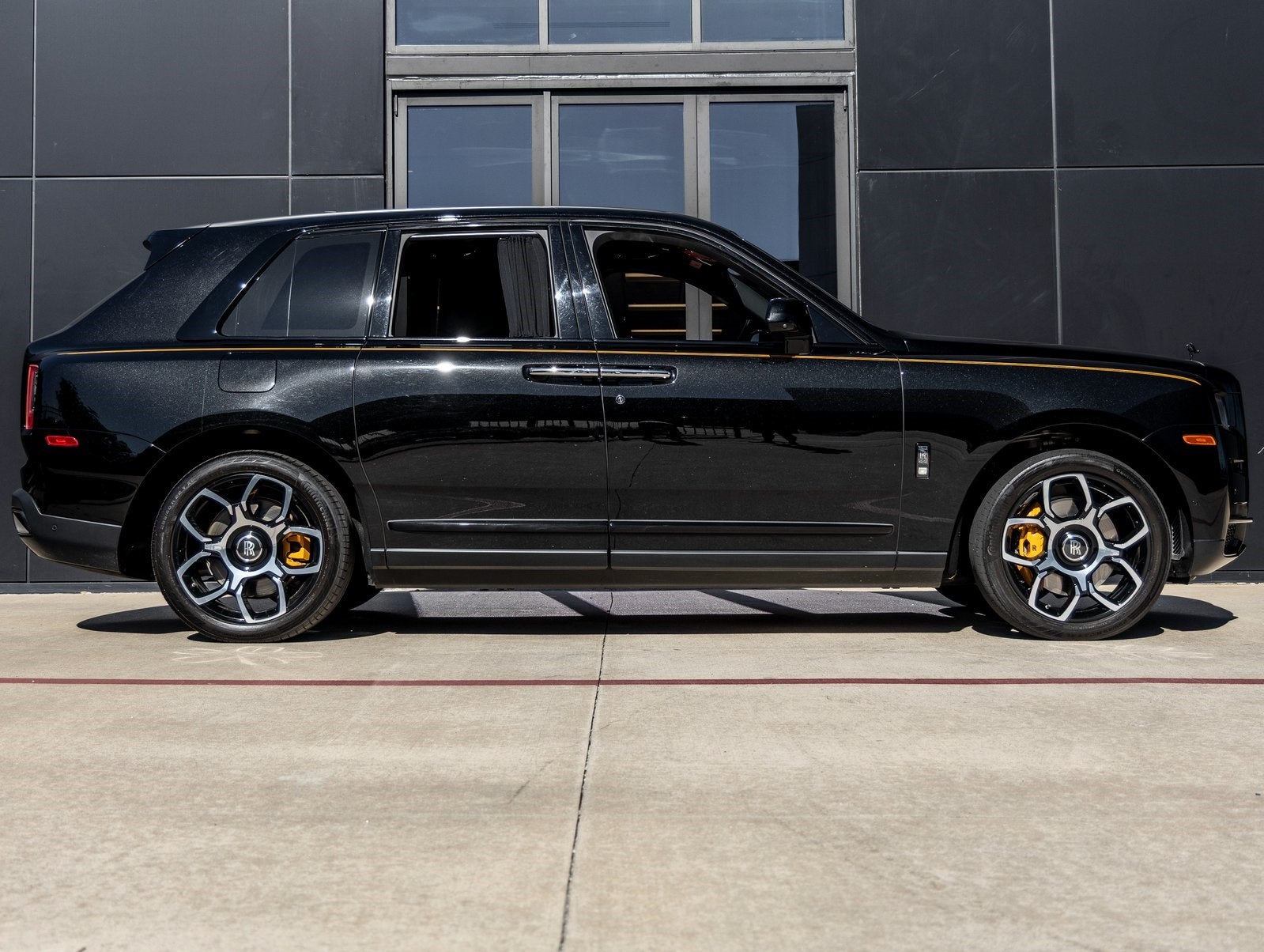2023 Rolls-Royce Cullinan Black Badge