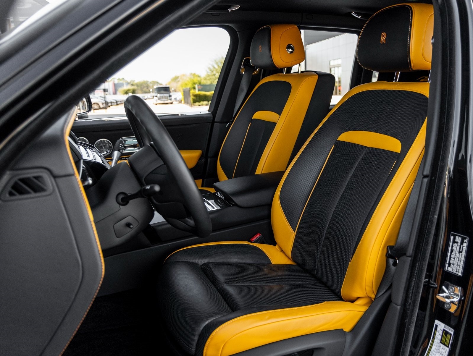 2023 Rolls-Royce Cullinan Black Badge