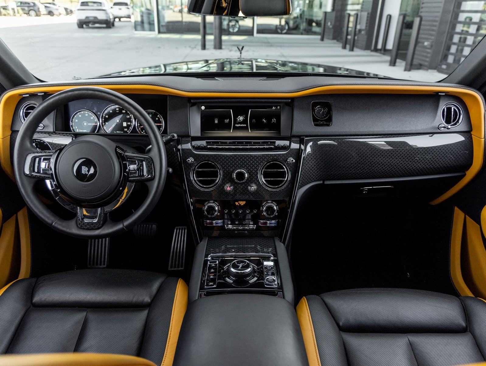 2023 Rolls-Royce Cullinan Black Badge