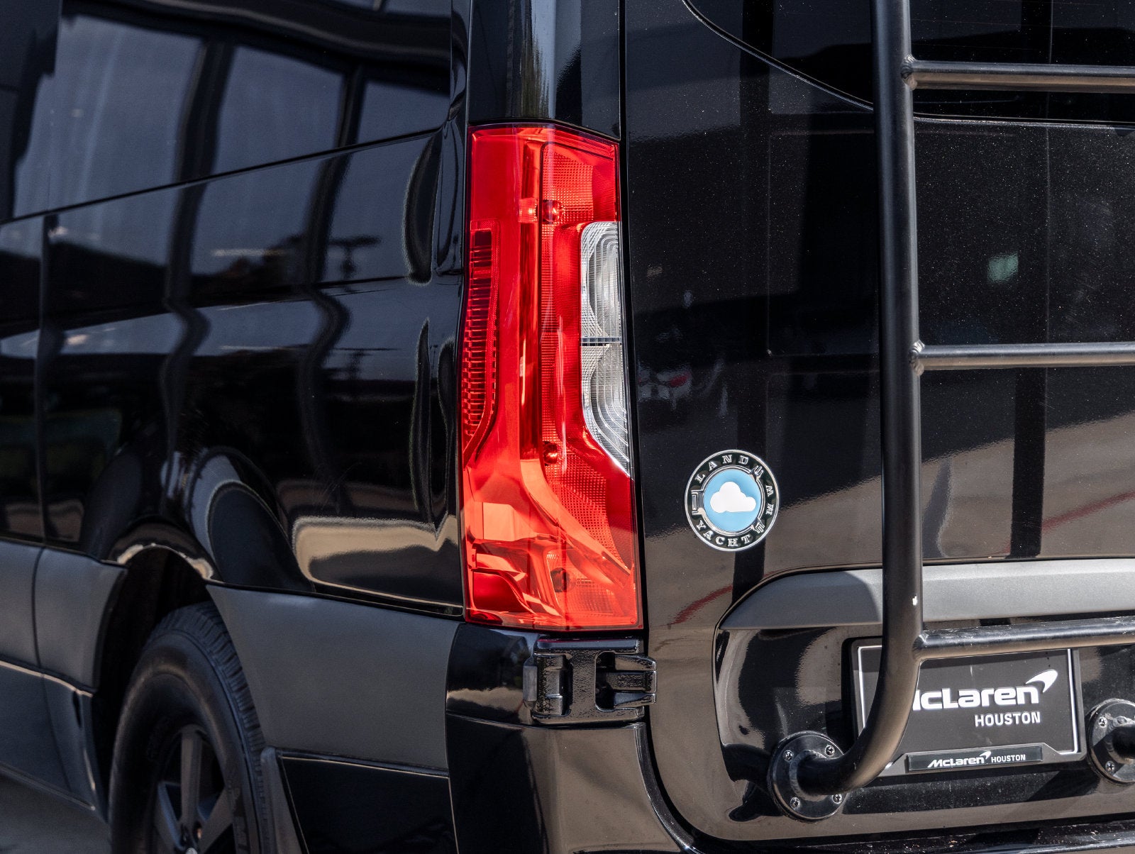 2019 Mercedes-Benz Sprinter 2500 Passenger 144 WB