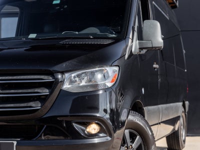 2019 Mercedes-Benz Sprinter 2500 Passenger 144 WB