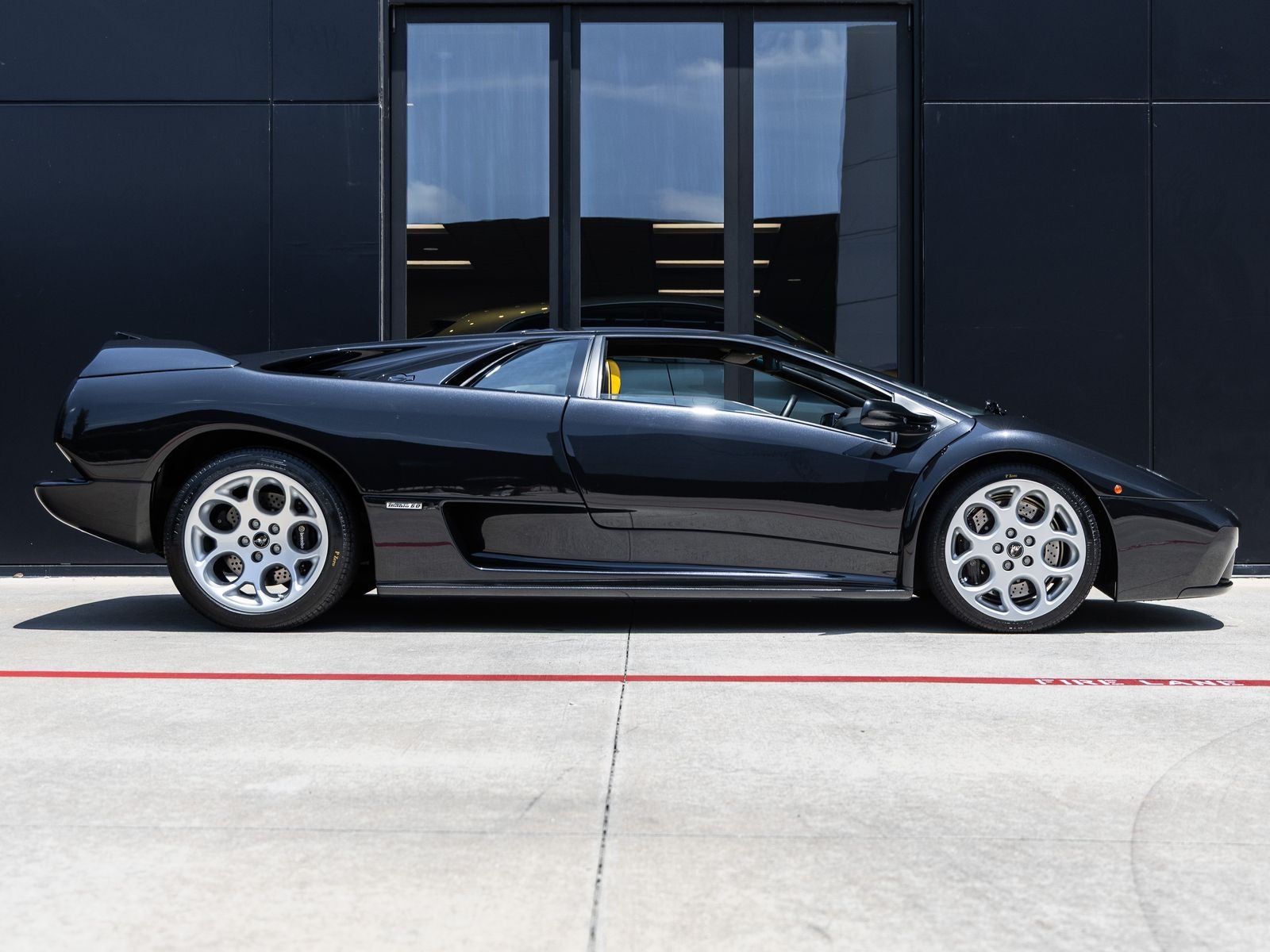 2001 Lamborghini Diablo VT 6.0 Base