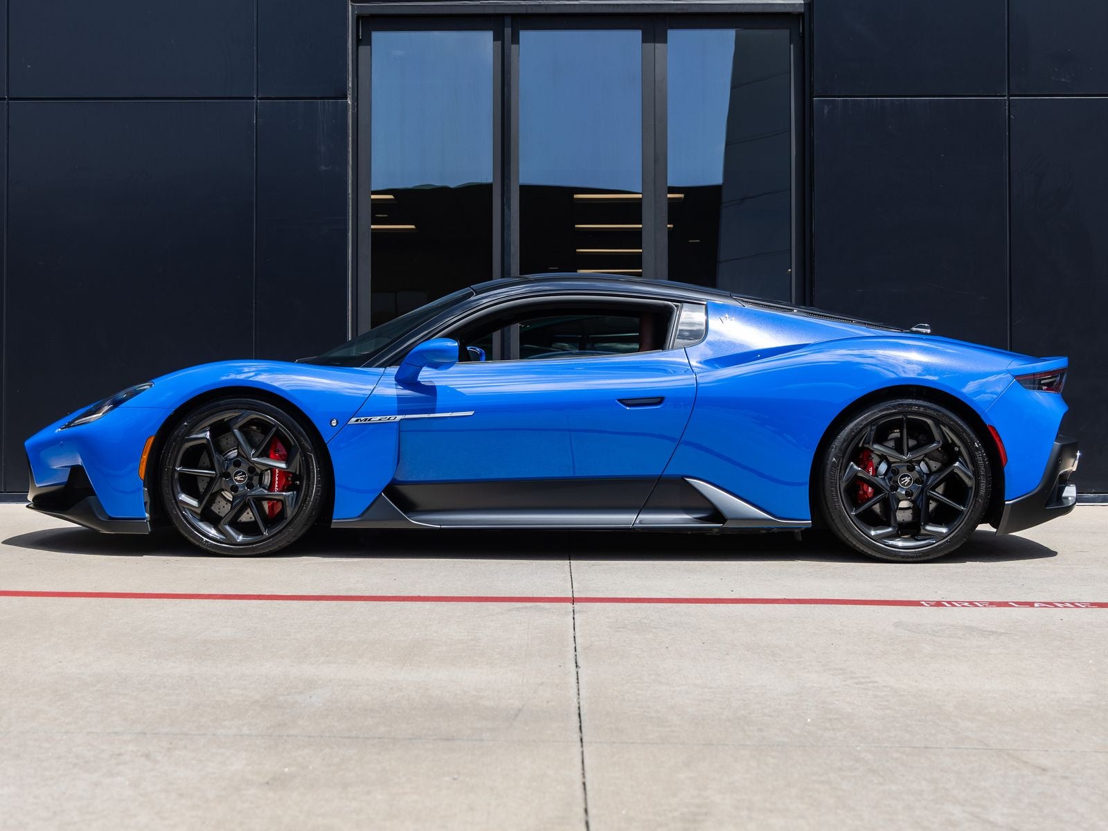 2022 Maserati MC20 