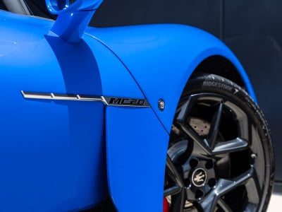 2022 Maserati MC20 