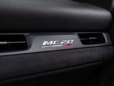 2022 Maserati MC20 
