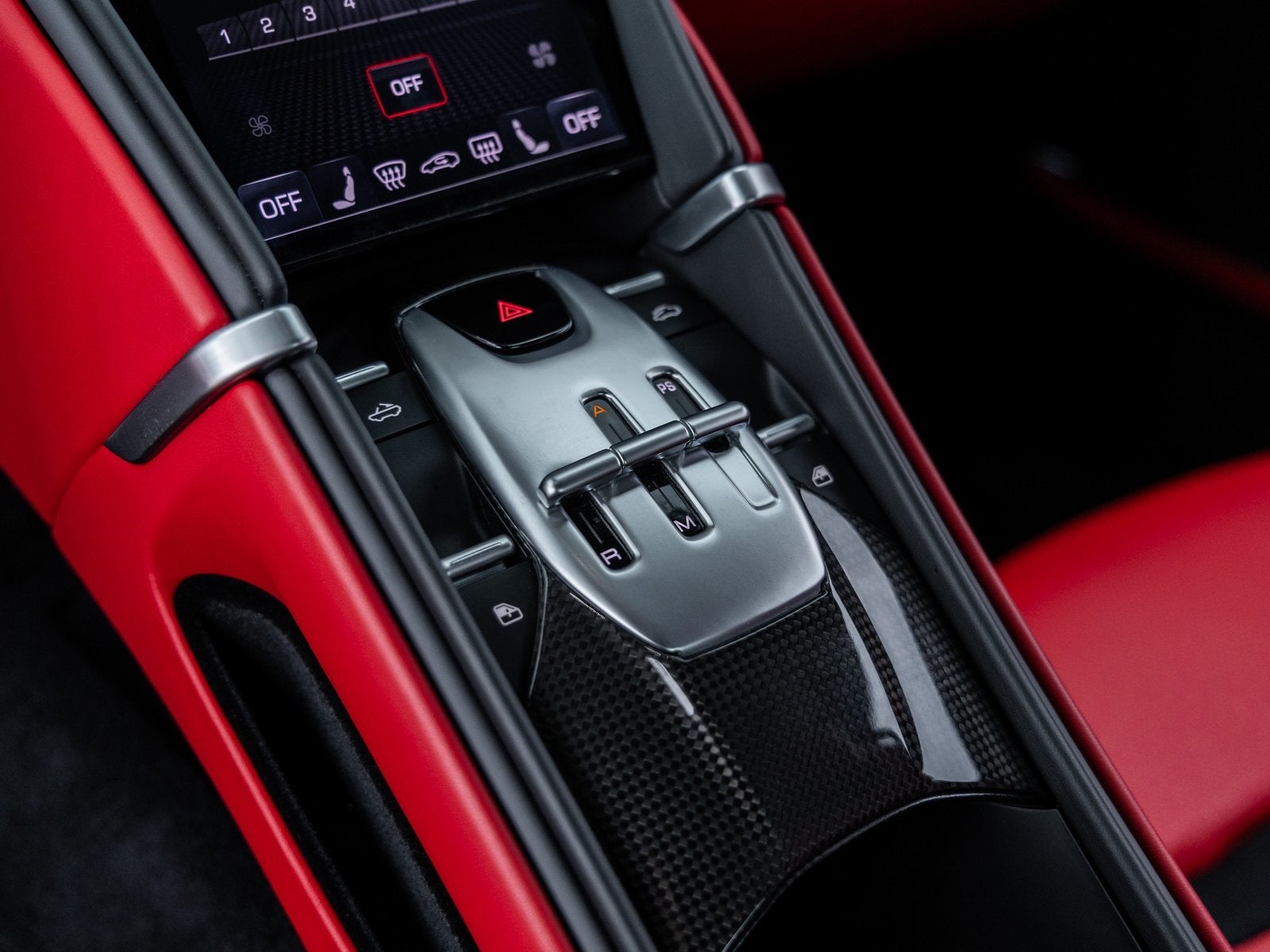 2024 Ferrari Roma Base