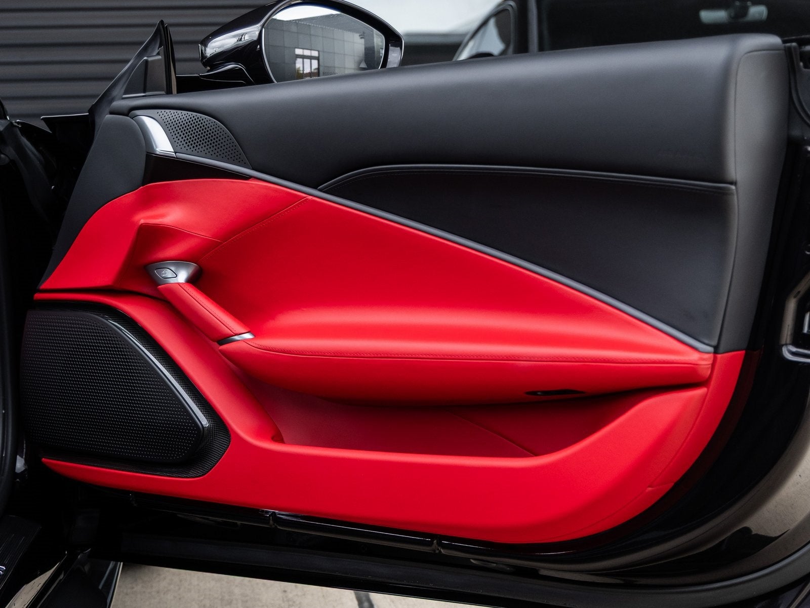 2024 Ferrari Roma Base