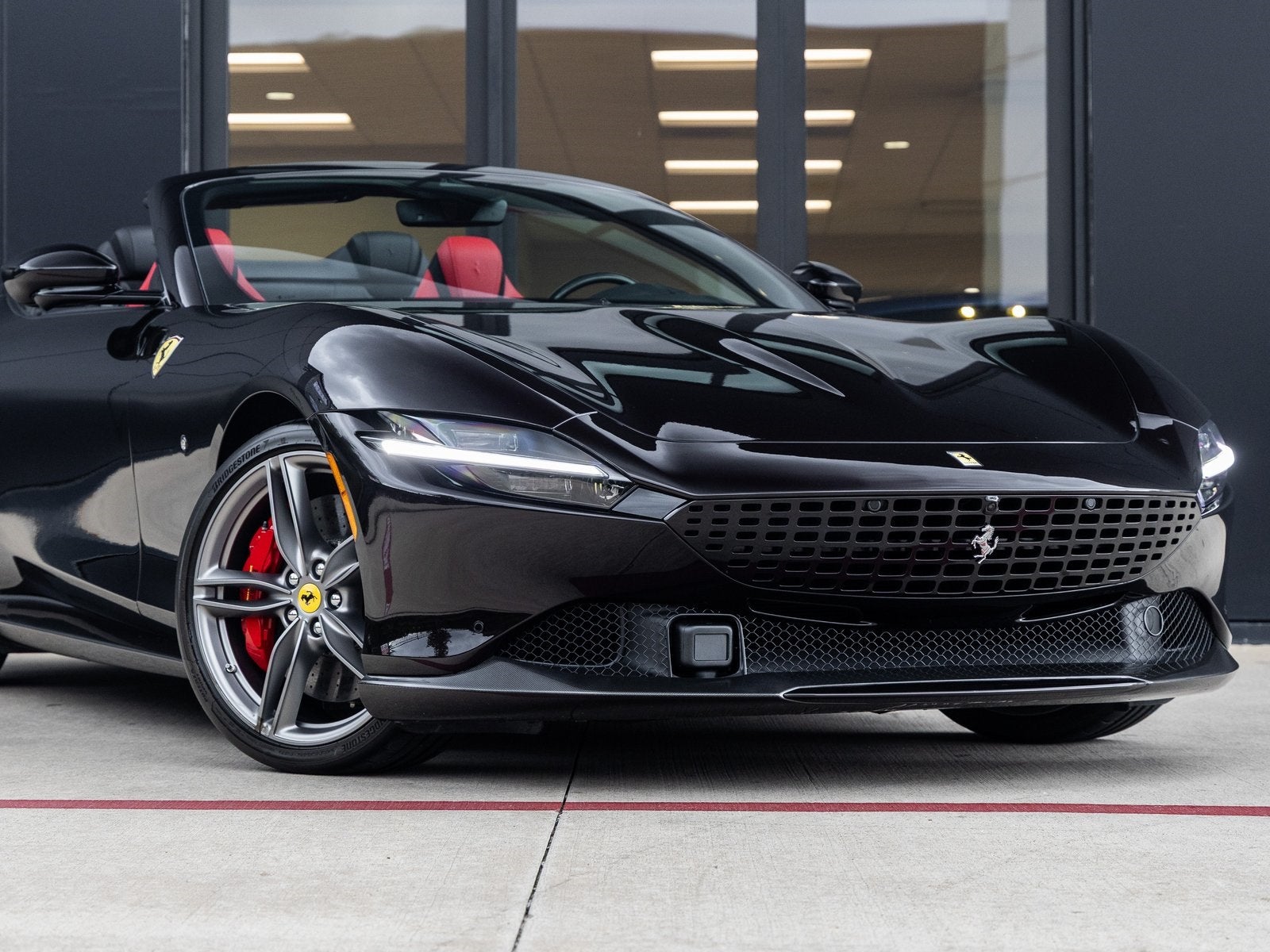 2024 Ferrari Roma Base