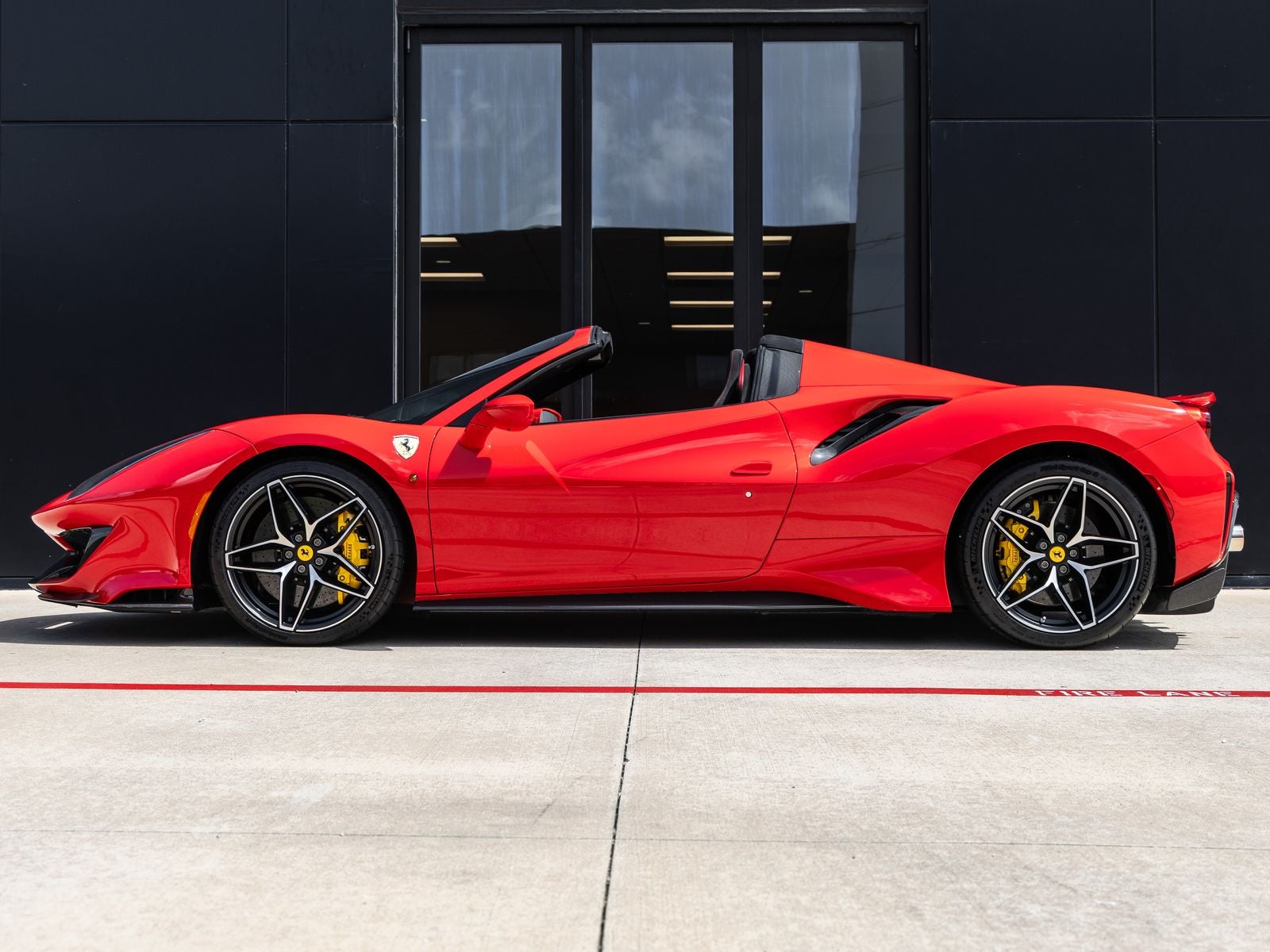 2020 Ferrari 488 Pista Base