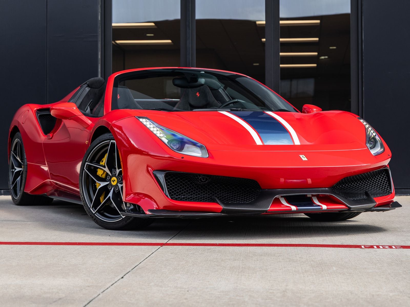 2020 Ferrari 488 Pista Base