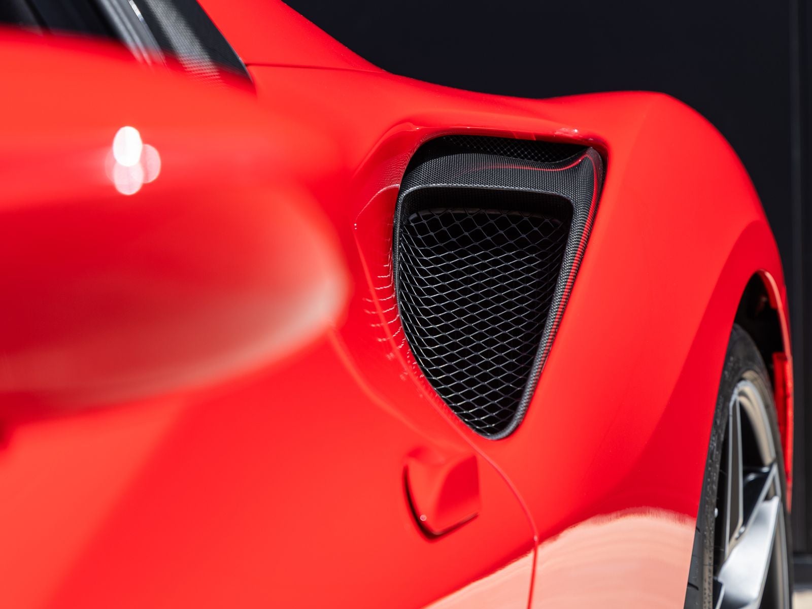 2020 Ferrari 488 Pista Base