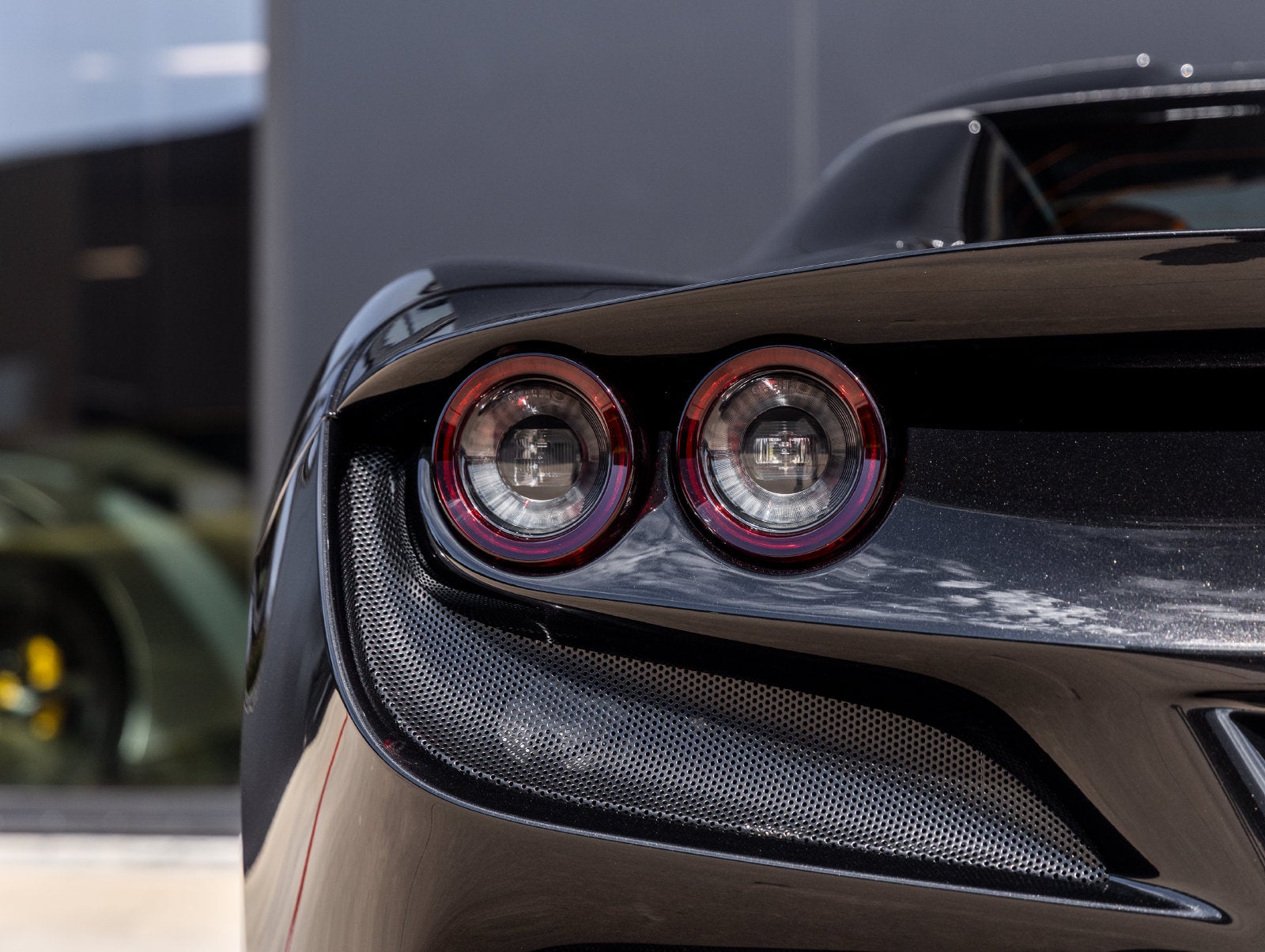 2023 Ferrari F8 Spider Base