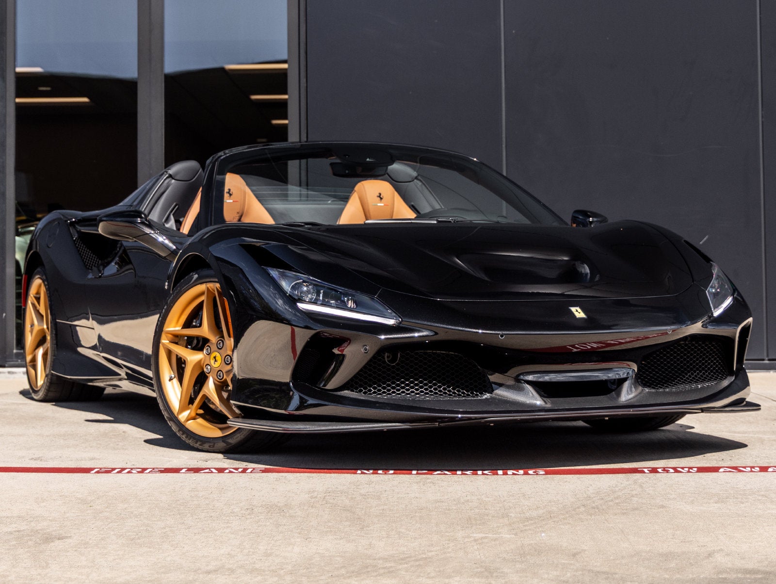 2023 Ferrari F8 Spider Base