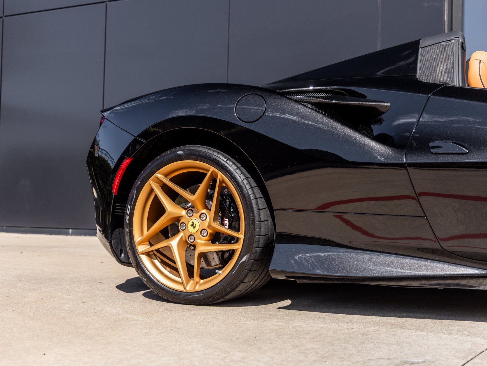 2023 Ferrari F8 Spider Base