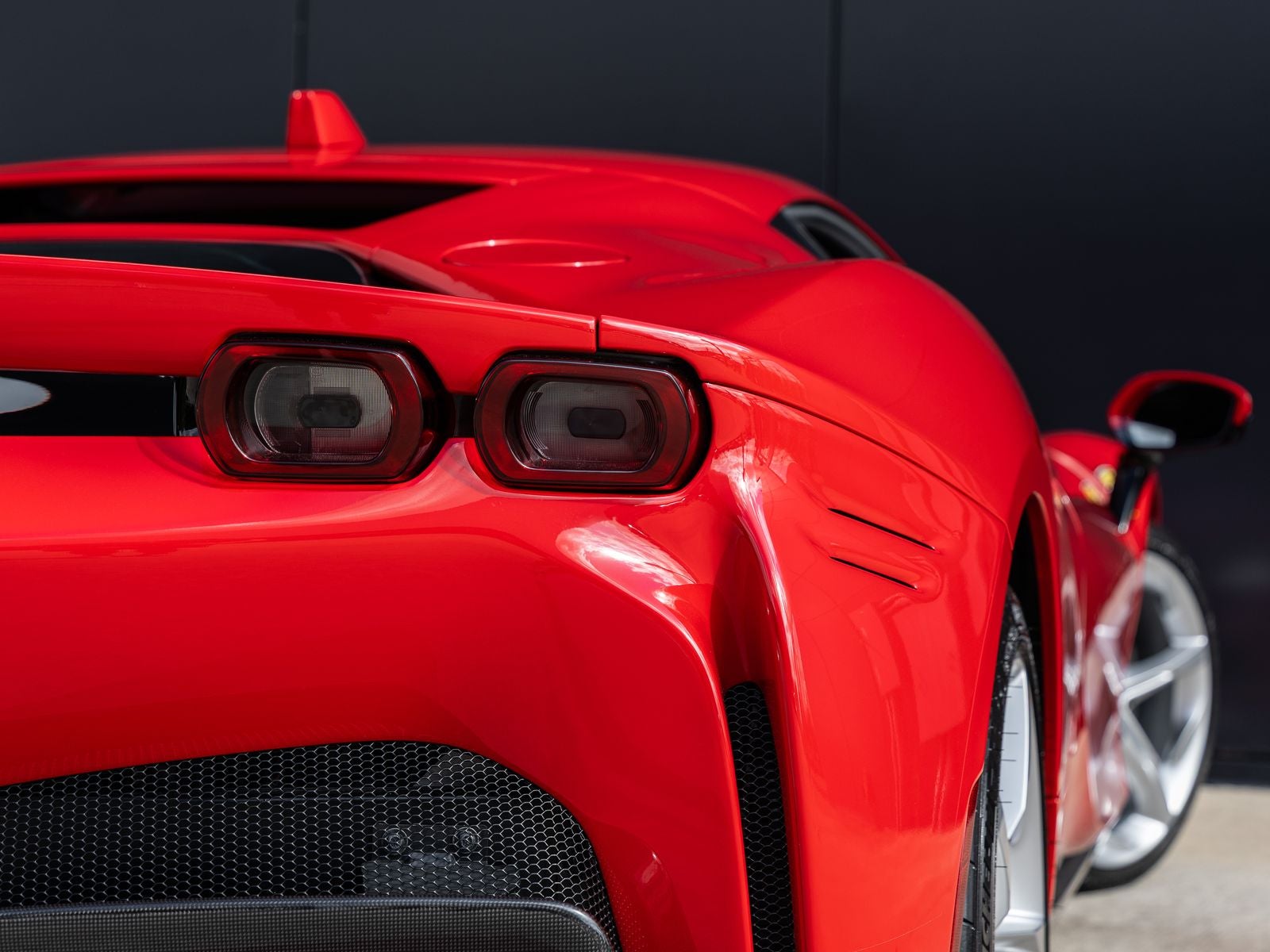 2021 Ferrari SF90 Stradale Base