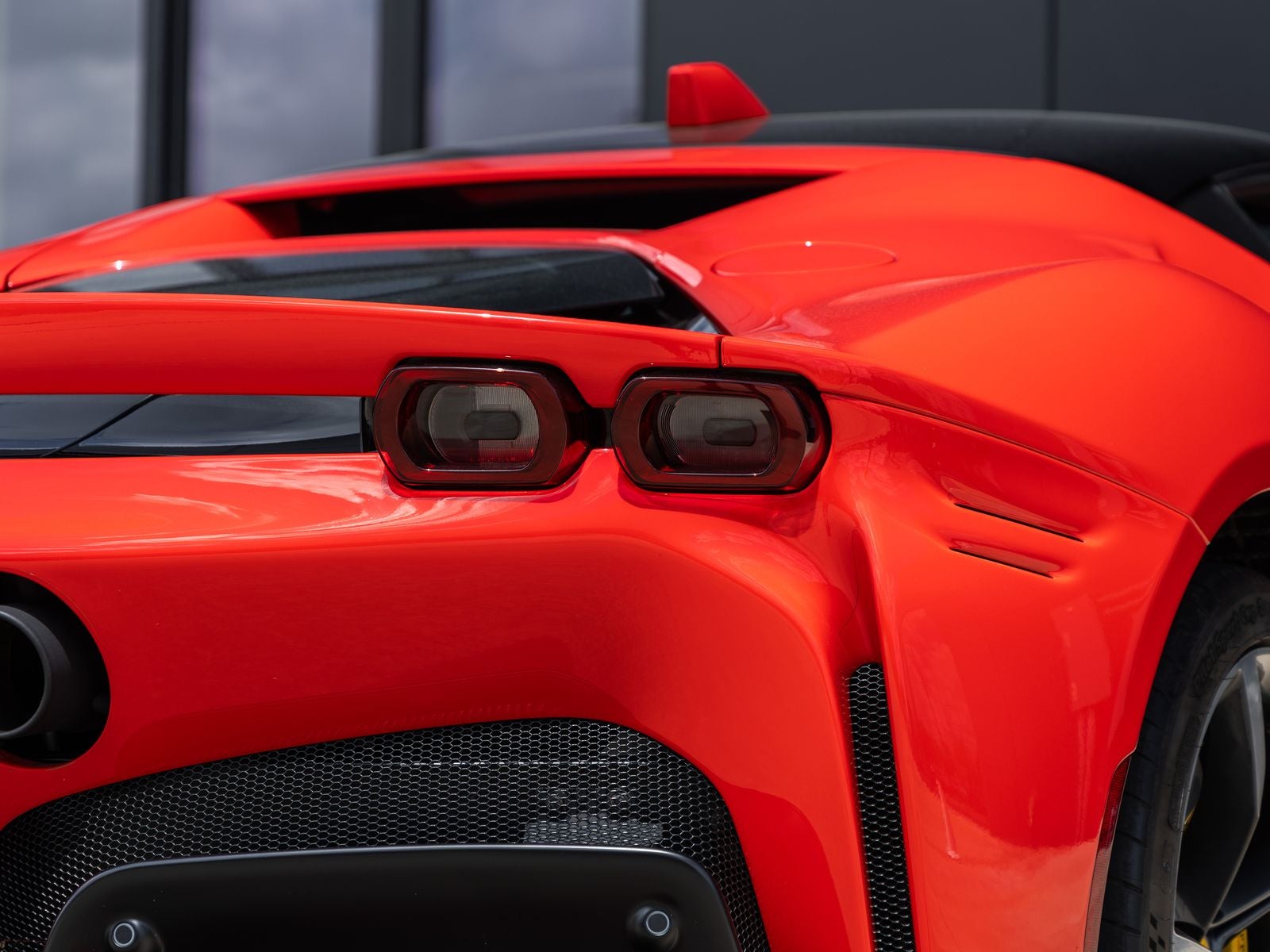 2021 Ferrari SF90 Stradale Base