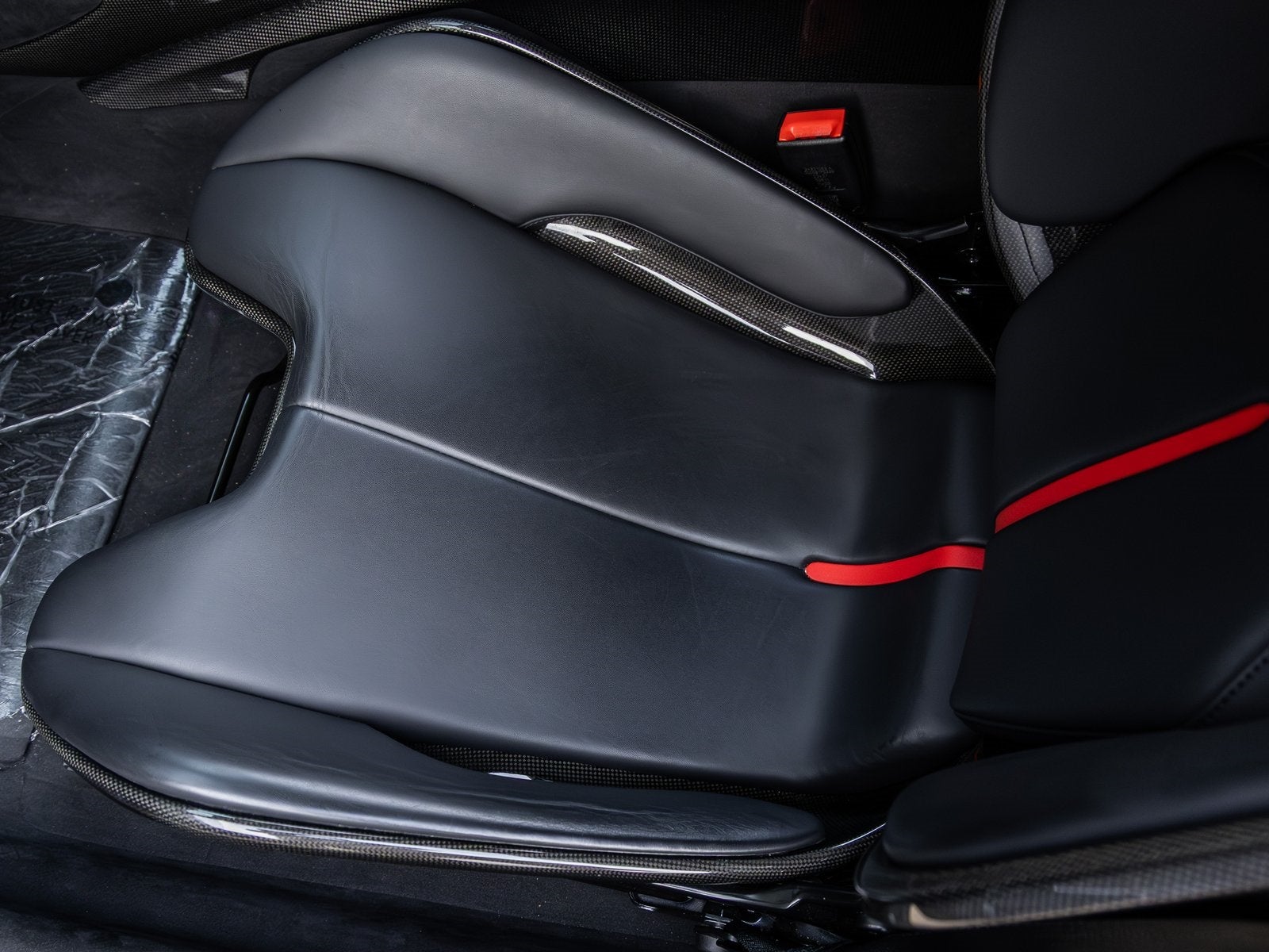 2021 Ferrari SF90 Stradale Base