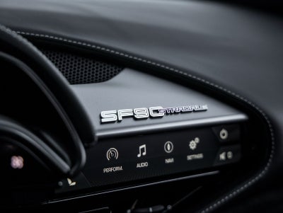 2023 Ferrari SF90 Stradale Base