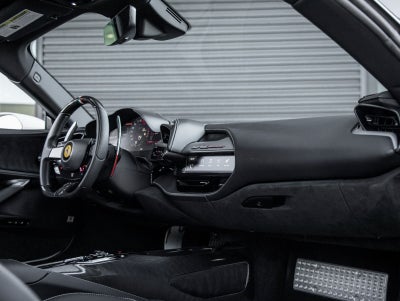 2023 Ferrari SF90 Stradale Base