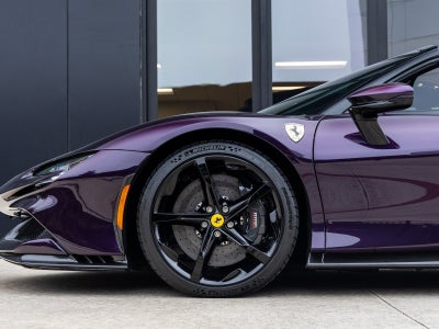 2025 Ferrari SF90 Spider Base