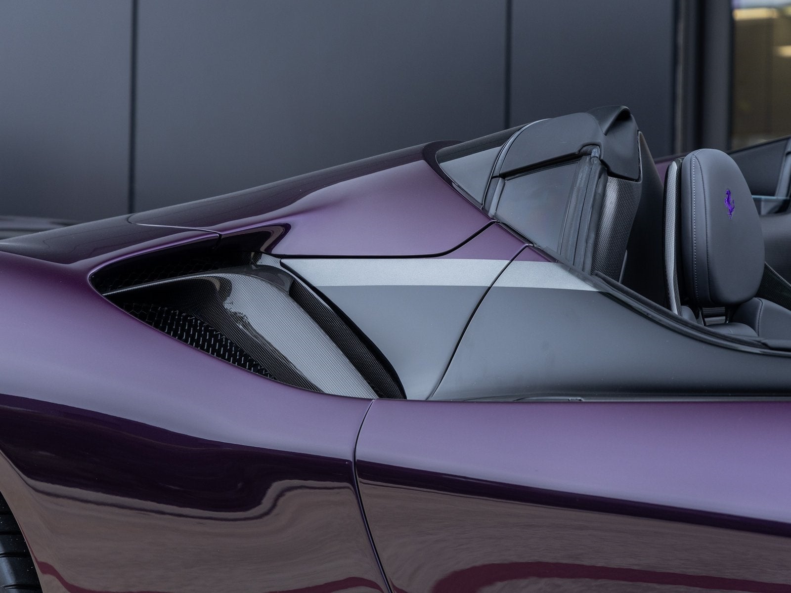 2025 Ferrari SF90 Spider Base