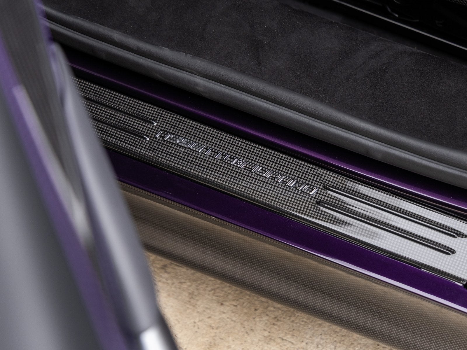 2025 Ferrari SF90 Spider Base