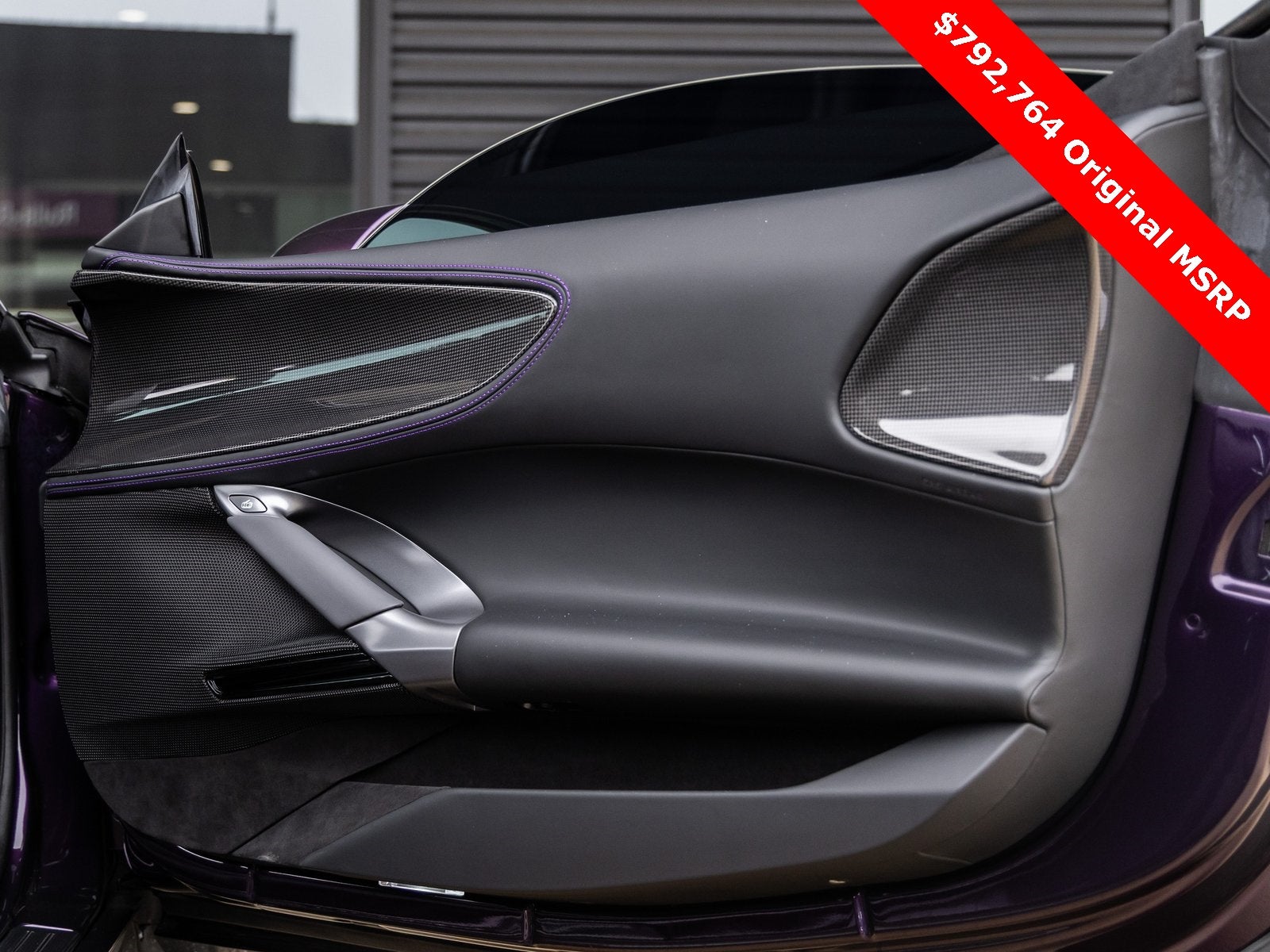 2025 Ferrari SF90 Spider Base