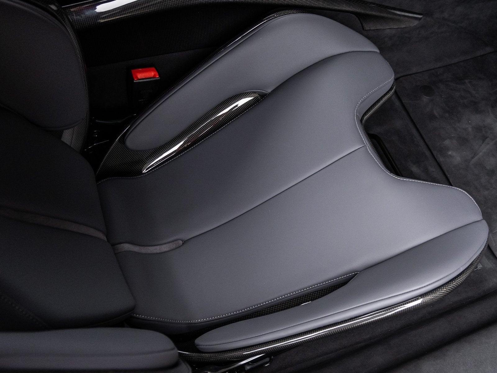 2025 Ferrari SF90 Spider Base