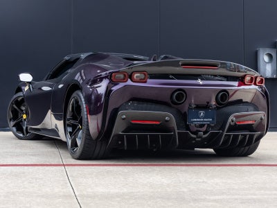 2025 Ferrari SF90 Spider Base