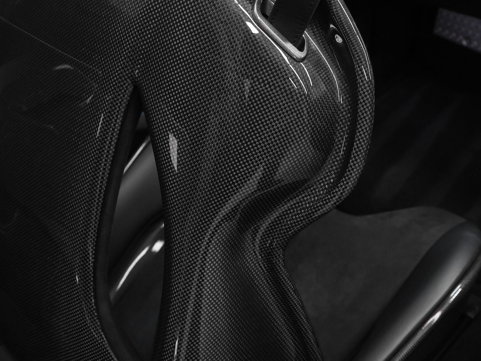 2022 Ferrari SF90 Spider Base