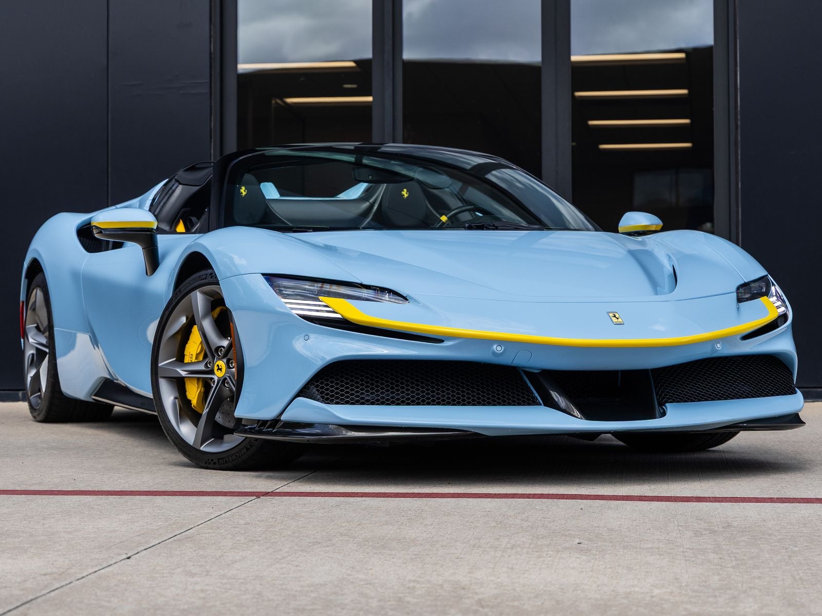 2024 Ferrari SF90 Spider Base