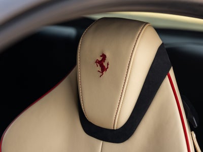 2022 Ferrari Roma Base