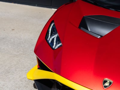 2022 Lamborghini Huracan STO Base