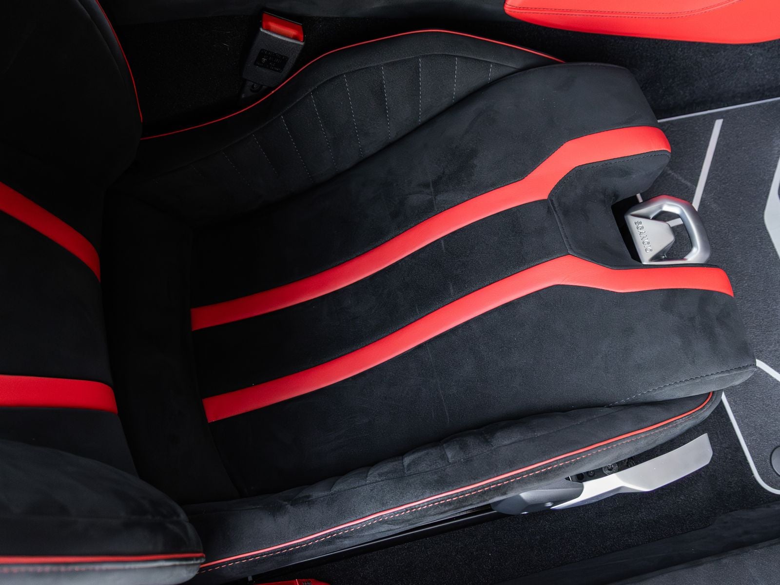 2022 Lamborghini Huracan STO Base