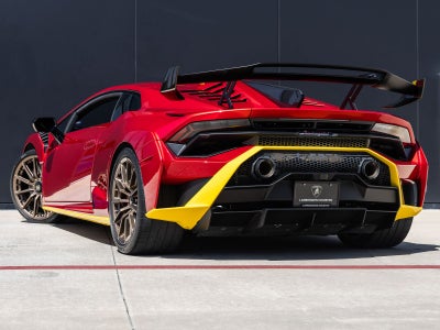 2022 Lamborghini Huracan STO Base
