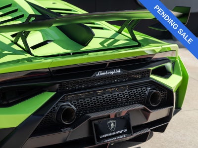 2023 Lamborghini Huracan STO Base