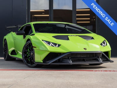 2023 Lamborghini Huracan STO Base