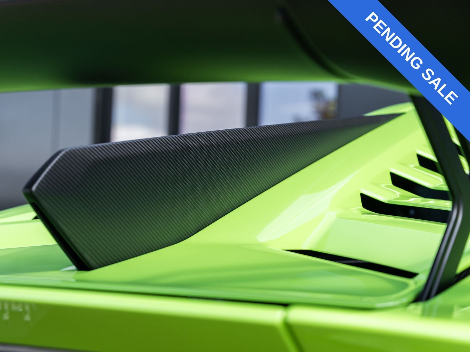 2023 Lamborghini Huracan STO Base