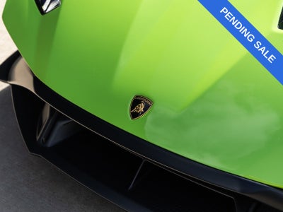 2023 Lamborghini Huracan STO Base