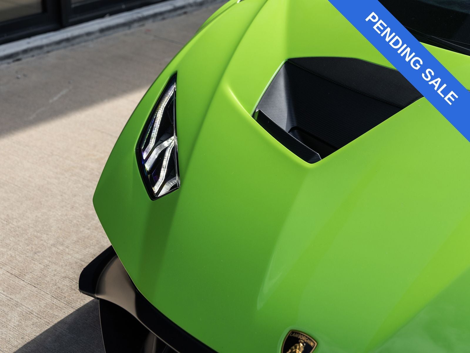 2023 Lamborghini Huracan STO Base