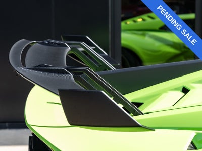 2023 Lamborghini Huracan STO Base