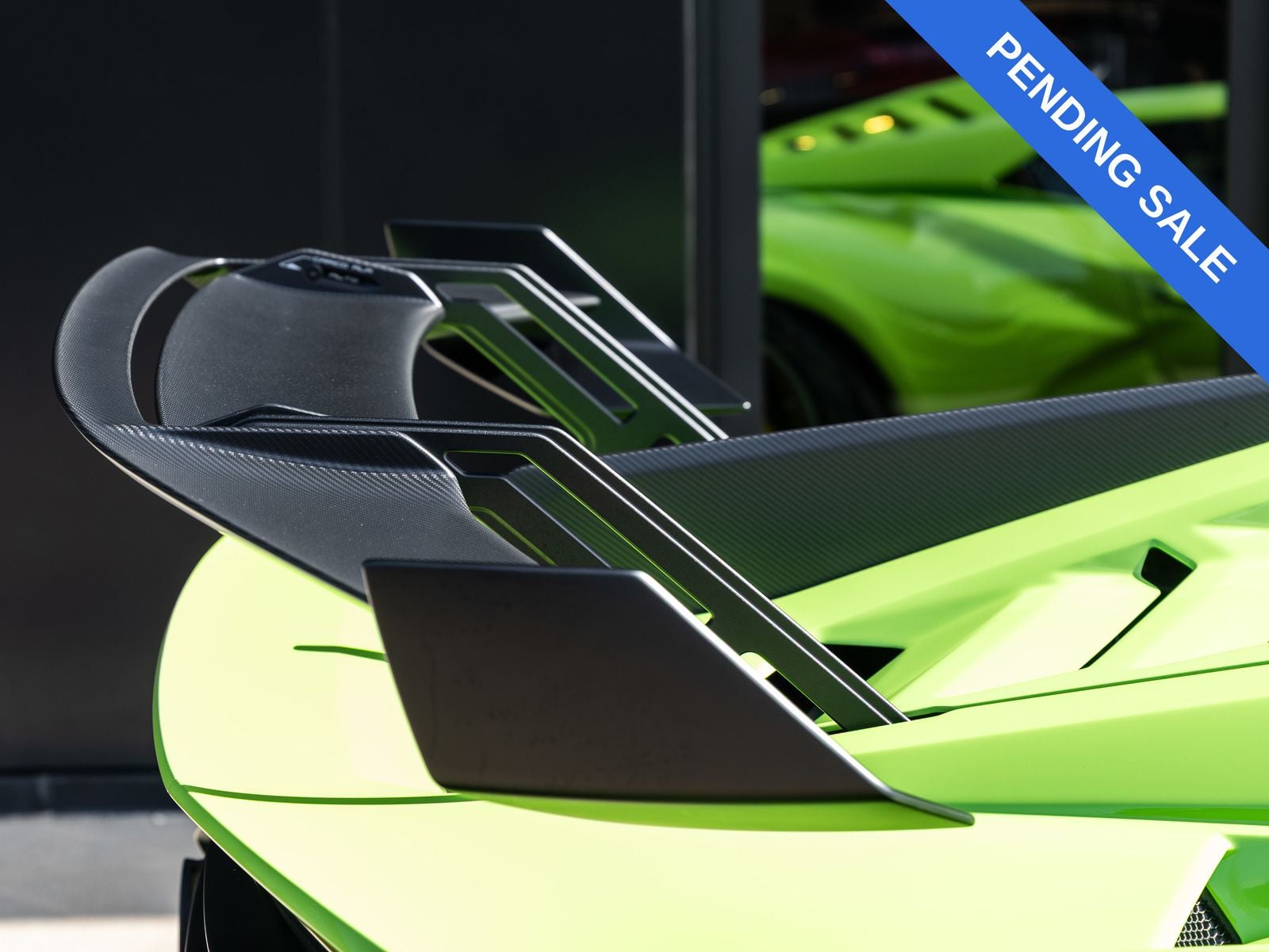 2023 Lamborghini Huracan STO Base
