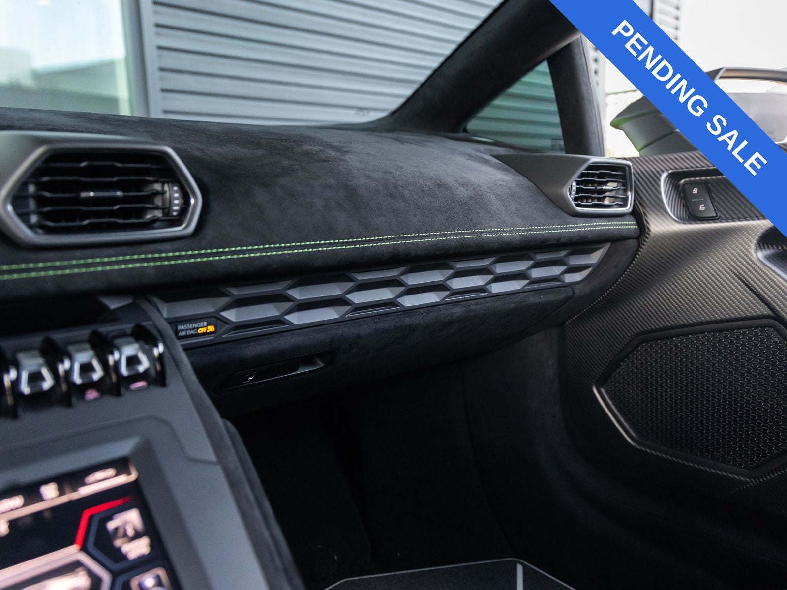 2023 Lamborghini Huracan STO Base
