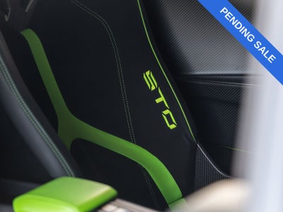 2023 Lamborghini Huracan STO Base
